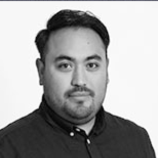 Black & White headshot of Yoni Aguilar
